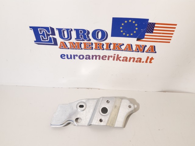 Mount Bracket, RH